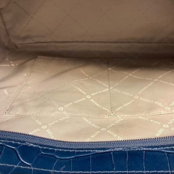 MICHAEL KORS Navy Blue Crocodile Embossed Leather Selma Tote Satchel - Picture 10 of 16